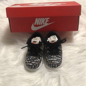 Toddler Nike shoes